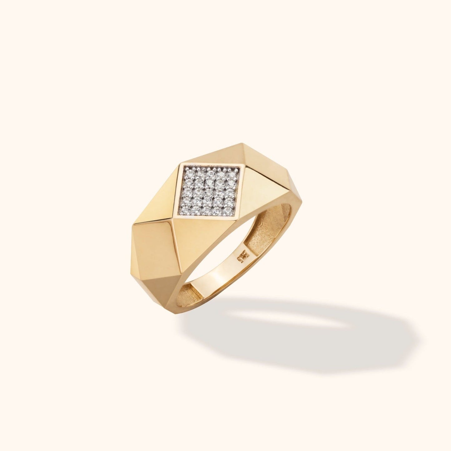 14 ayar altın geometrik tasarımlı pavé taşlı unisex yüzük